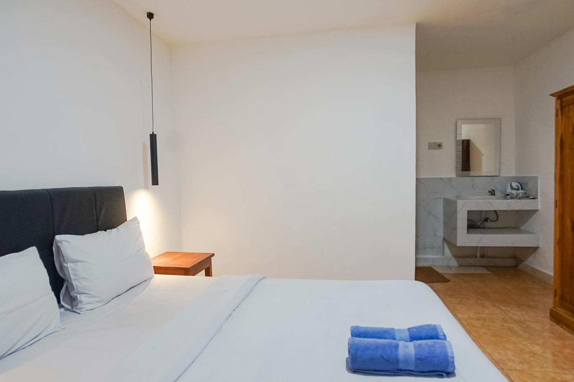 Kos 168 Jimbaran Hotel Екстериор снимка