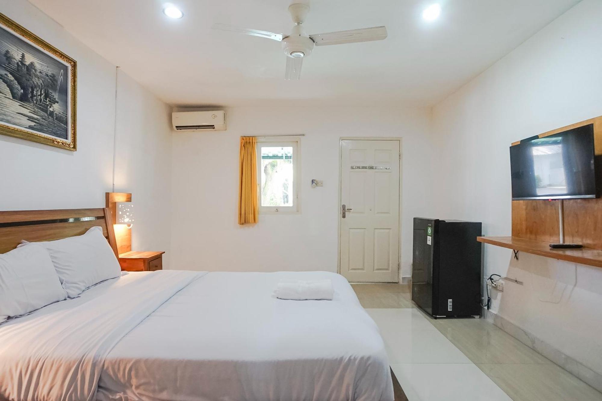 Kos 168 Jimbaran Hotel Екстериор снимка